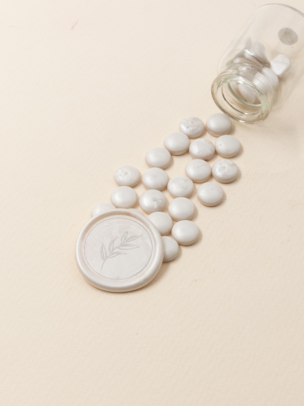 Κερί Βουλοκέρι σε χάντρες Pearl White (32 κομματάκια) Βουλοκέρι σε χάντρες σφραγιδα