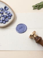 Κερί Βουλοκέρι σε χάντρες Metallic Blue (32 κομματάκια) Βουλοκέρι σε χάντρες σφραγιδα